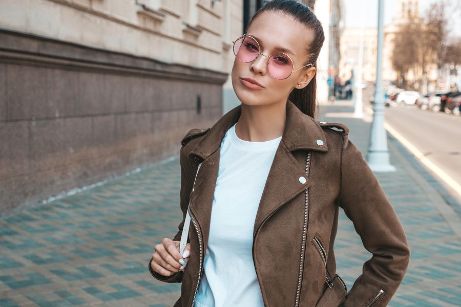 How to Wear a Cropped Leather Jacket That Speaks Before You Do